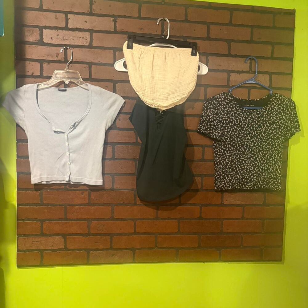 4 piece bundle of tops